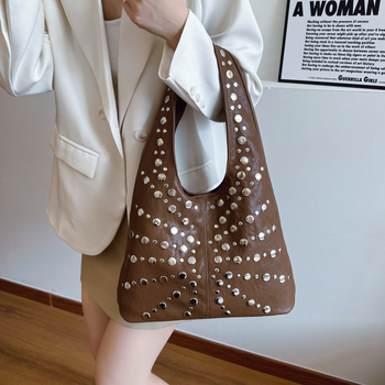 Geantă bucket pentru subraț, în stil street fashion, din PU, formă dumpling, închidere magnetică, buzunar interior cu fermoar și buzunar pentru telefon