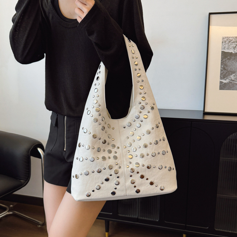 Geantă bucket pentru subraț, în stil street fashion, din PU, formă dumpling, închidere magnetică, buzunar interior cu fermoar și buzunar pentru telefon