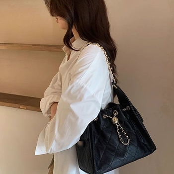 Geantă bucket pentru femei, quilted, stil casual, poliester, primăvara 2025, crossbody