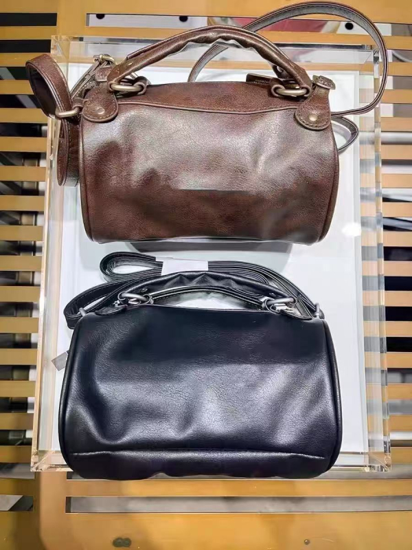 Geantă cilindrică, stil bucket, piele naturală, fermoar, buzunar ascuns cu fermoar