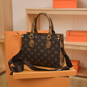 Geantă Tote cu o singură curea de umăr, material PU, închidere cu fermoar, buzunar laminat cu fermoar, buzunar patch interior, toamnă 2025