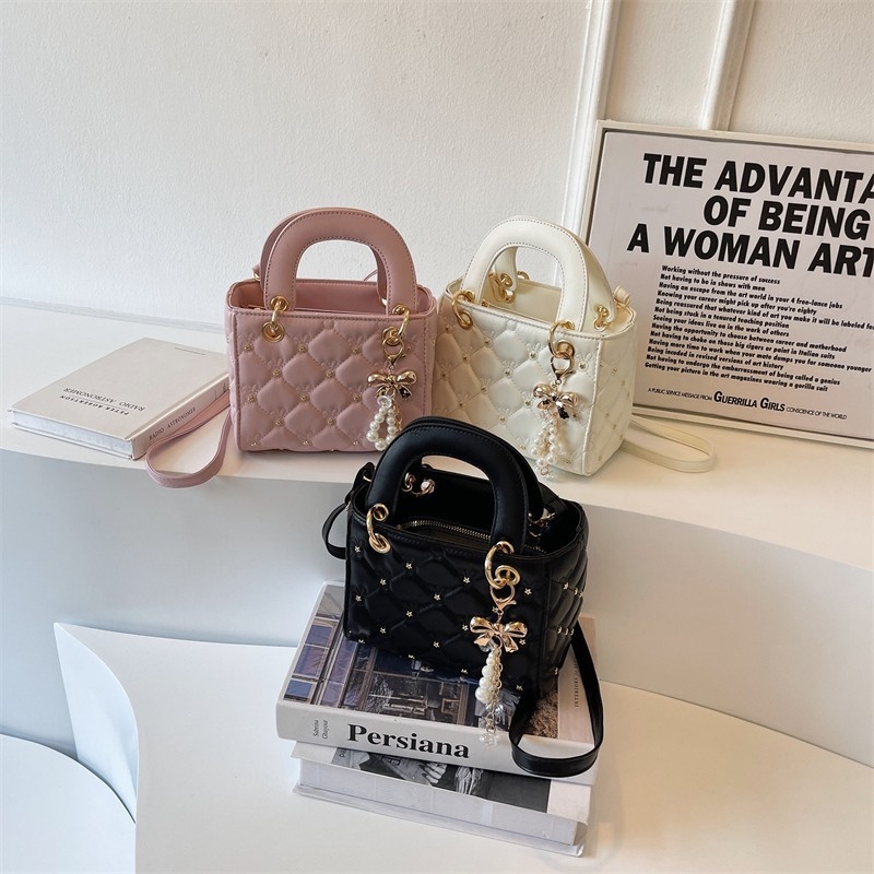 Geantă bucket din PU, inspirație Princess Diana, formă verticală pătrată, închidere magnetică, buzunar pentru telefon, căptușeală din poliester