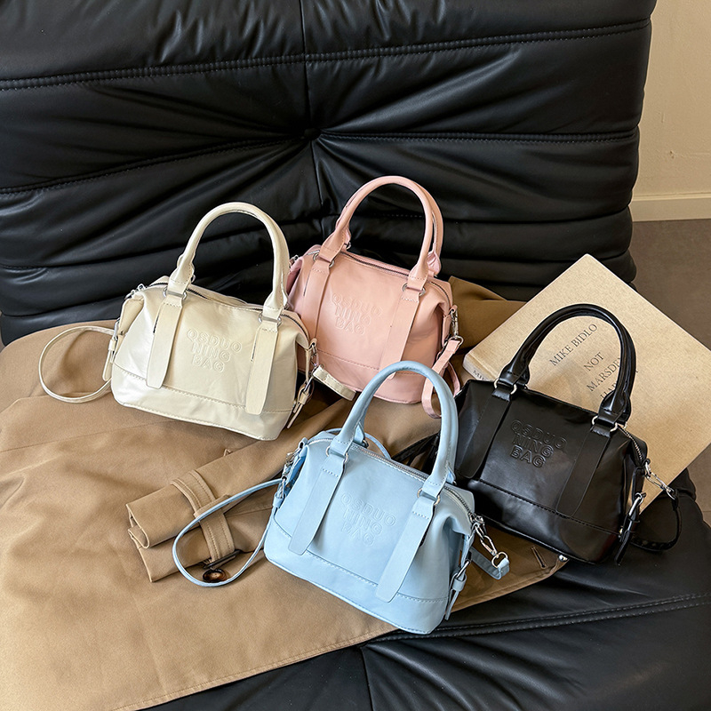 Ženska PU torba | Ulični stil, crossbody bucket dizajn, horizontalni četverokutni oblik, zatvarač