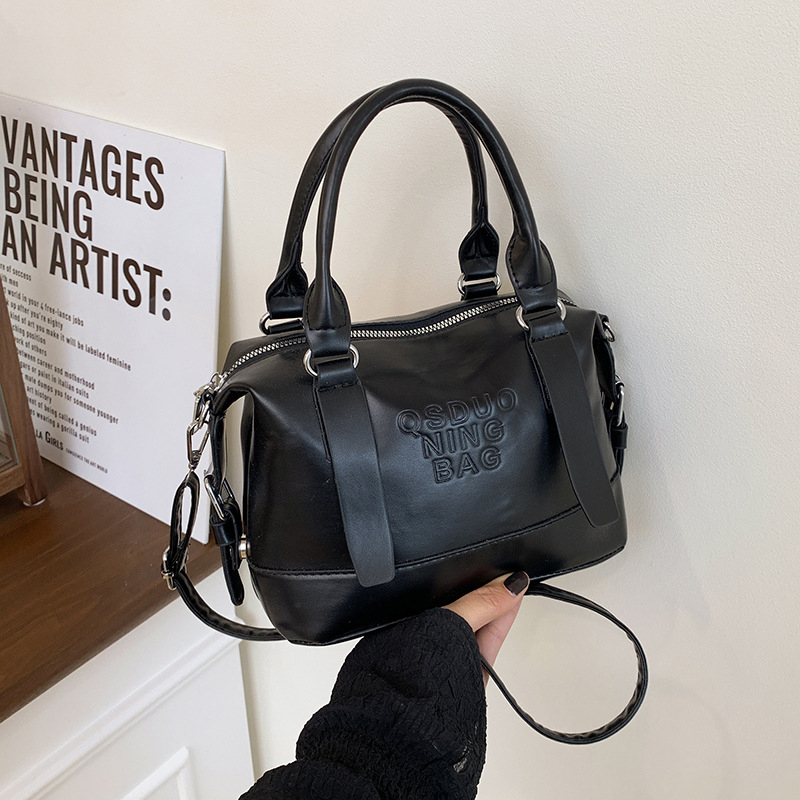 Ženska PU torba | Ulični stil, crossbody bucket dizajn, horizontalni četverokutni oblik, zatvarač