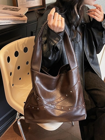 Bucket torba preko ramena, gradski stil, PU koža, magnetsko zatvaranje, unutarnji džep sa ZIP-om, poliester podstava, jedna naramenica