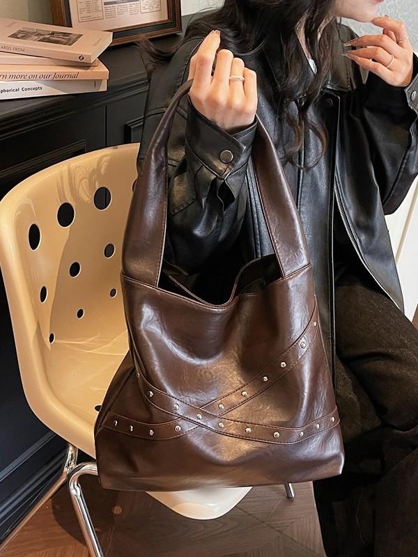 Bucket torba preko ramena, gradski stil, PU koža, magnetsko zatvaranje, unutarnji džep sa ZIP-om, poliester podstava, jedna naramenica