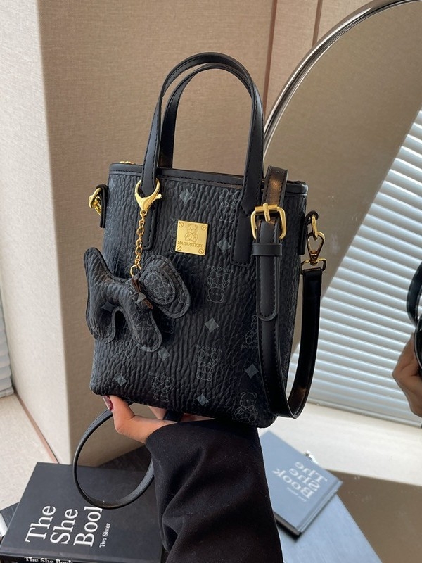 Ženska bucket torba od PU-a, 2025 novi model, kompaktnog vertikalnog kvadratnog oblika, crossbody torba s pretincem za telefon, gradski minimalistički stil.
