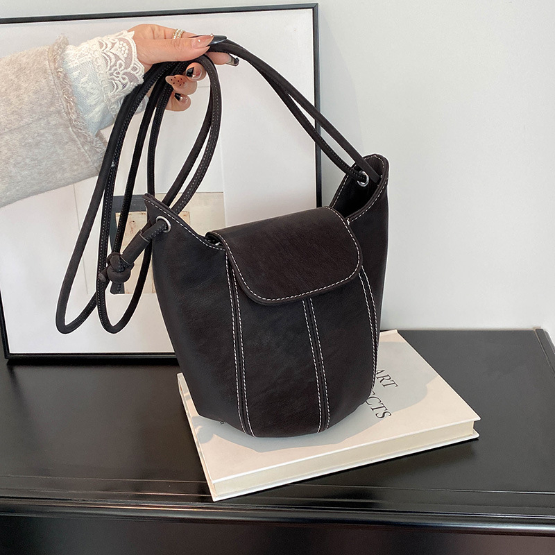 PU torba bucket oblik pumpkin, crossbody, džep na zatvarač, poliester podstava