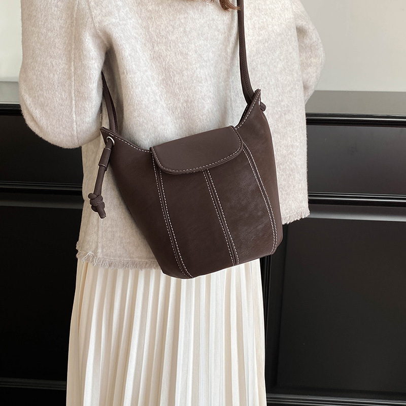 PU torba bucket oblik pumpkin, crossbody, džep na zatvarač, poliester podstava