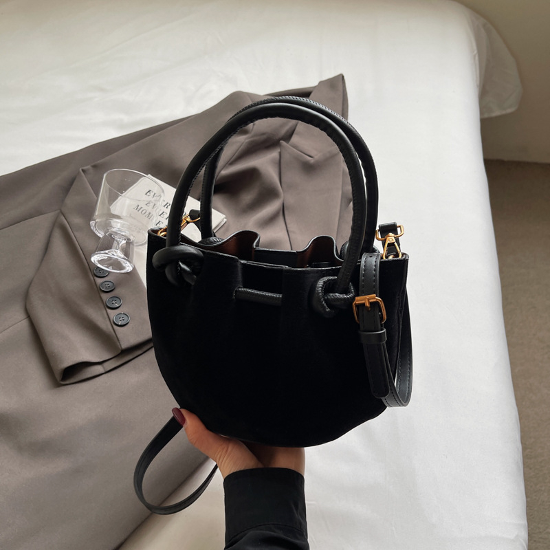 Bucket torba, PU materijal, gradski stil, otvaranje šnurovima, džep za telefon