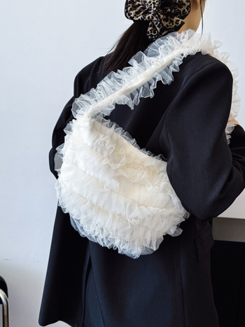 Torba za rame - Dumpling dizajn, najlon, gradska jednostavnost, vodoravni kvadratni oblik, zatvarač, unutarnja džep s zatvaračem