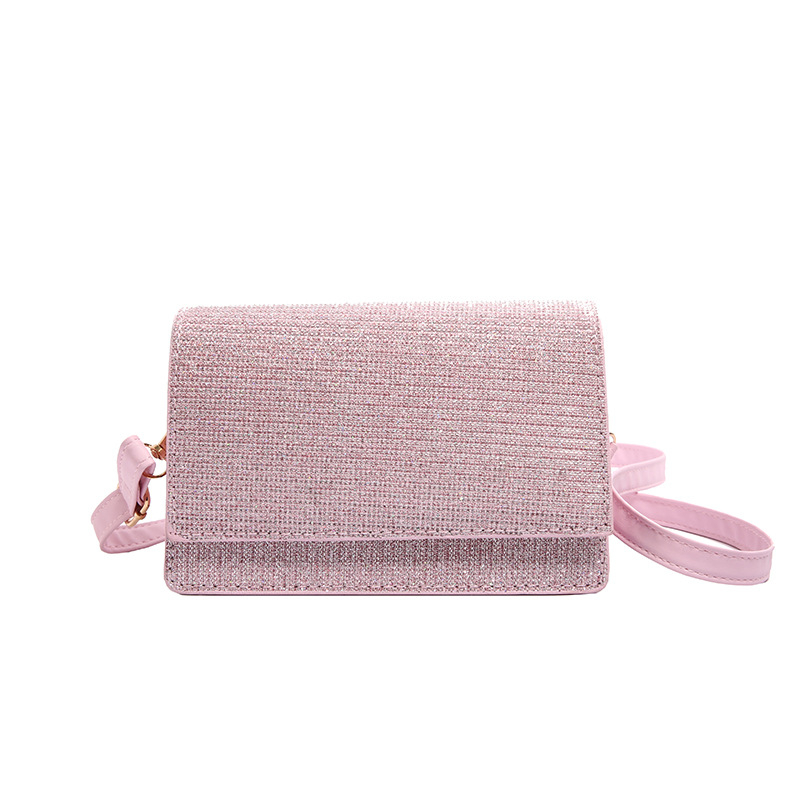 Ženska torbica preko ramena kvadratnog oblika – PU koža, horizontalni oblik, zatvoren otvar, jednostruki remen, sintetička podstava, proljeće 2025