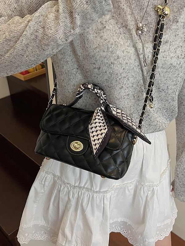 Torba preko ramena s dijamantnim lancem, PU materijal, mala veličina, horizontalni kvadratni oblik, zatvarač, skriveni džep sa zatvaračem