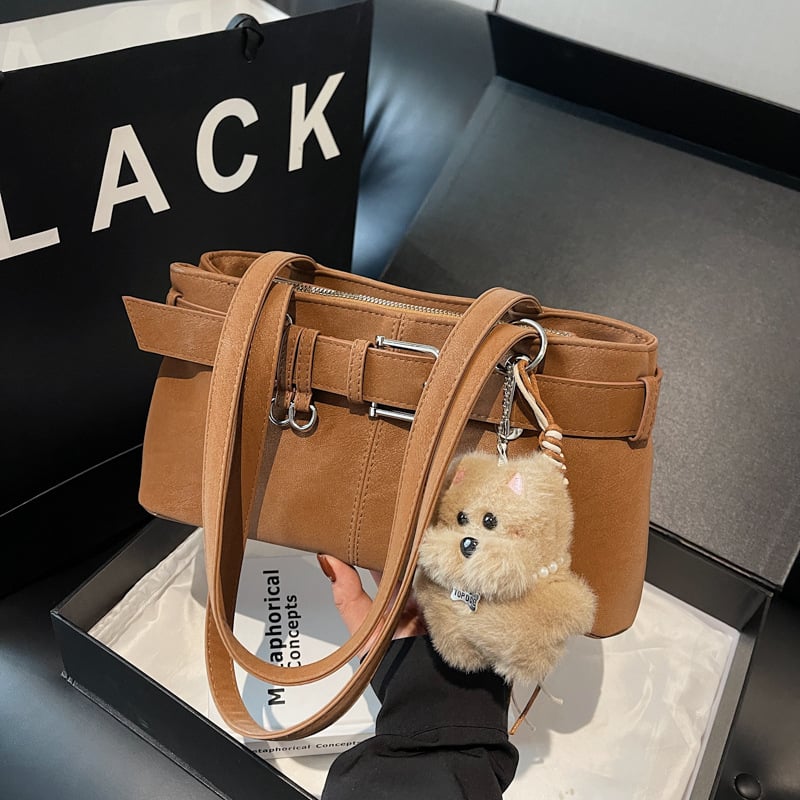 PU tote torba, horizontalni kvadratni oblik, poliester podstava, zaključavanje, unutarnji džepovi za telefon, identifikacijsku karticu i kameru