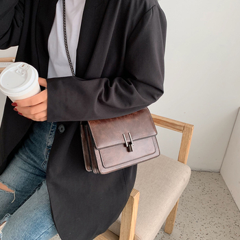 Ženska torbica s lancem preko ramena (svjež i sladak stil, PU materijal, Ferrari brend, otvaranje poklopcem, PU podstava)