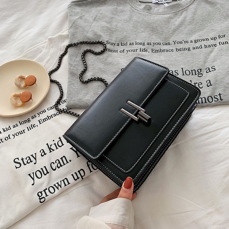 Ženska torbica s lancem preko ramena (svjež i sladak stil, PU materijal, Ferrari brend, otvaranje poklopcem, PU podstava)