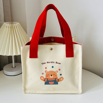 Platnena kvadratna torba, stil dječje karikature, Triumph, magnetska kopča, proljeće 2025