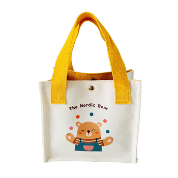 Platnena kvadratna torba, stil dječje karikature, Triumph, magnetska kopča, proljeće 2025