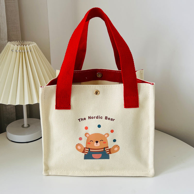 Platnena kvadratna torba, stil dječje karikature, Triumph, magnetska kopča, proljeće 2025