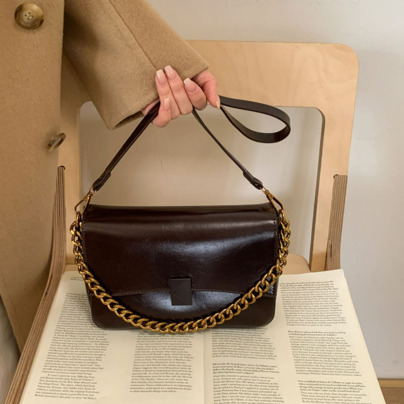 Korejska modna mala kvadratna crossbody torba od PU kože, otvor s poklopcem, horizontalni oblik, unutarnji džepovi sa zipom i džep za mobitel