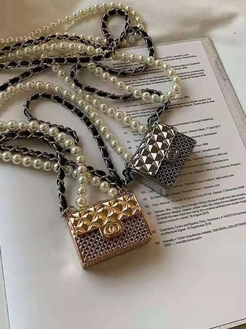 Ženska crossbody torbica od metala s dutim dvostrukim krugom, perle ukrasi, dvostruki lančani remen, vodoravni kvadratni oblik