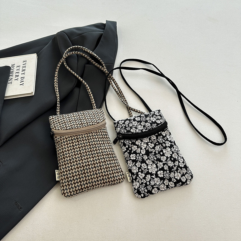 Crossbody torbica za telefon, mini kvadratnog oblika, pamuk, zatvarač, džep za telefon