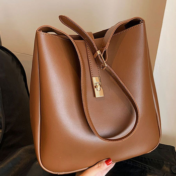 PU dámska tote taška, streetový štýl, magnetické zapínanie, vrecko na zips, polyesterová podšívka