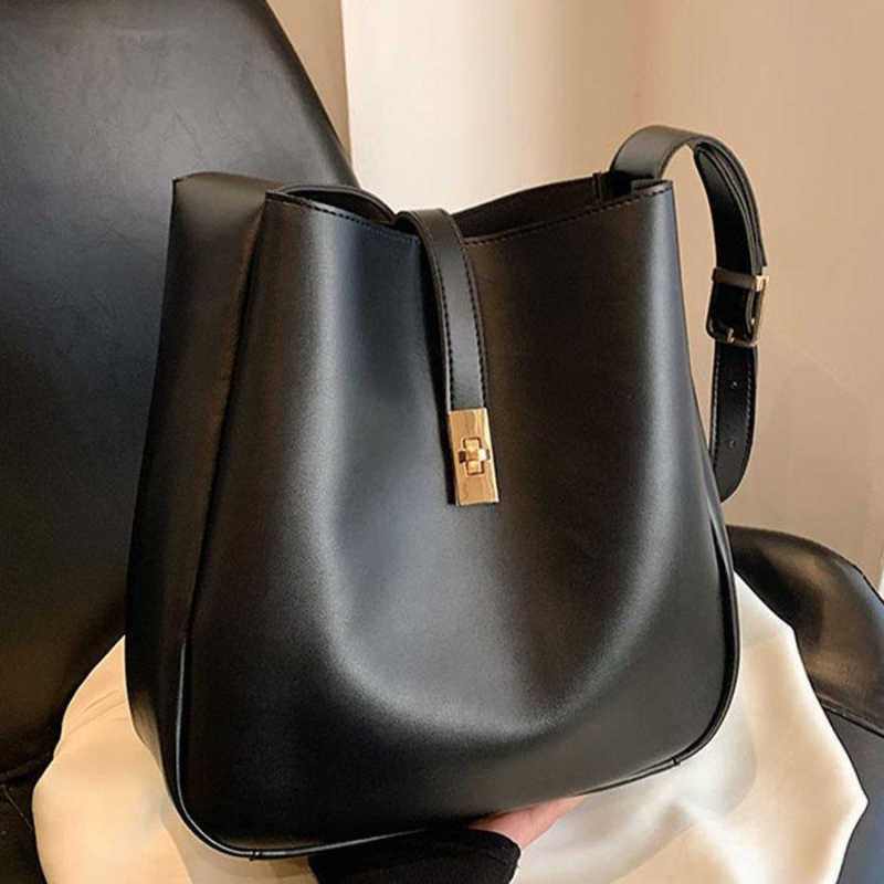 PU dámska tote taška, streetový štýl, magnetické zapínanie, vrecko na zips, polyesterová podšívka