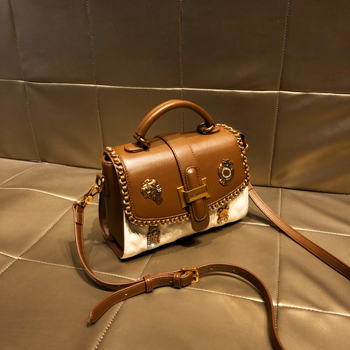 Krosbody torba preko ramena - goveđa koža, unisex stil, podstava od poliestera, Zima 2025