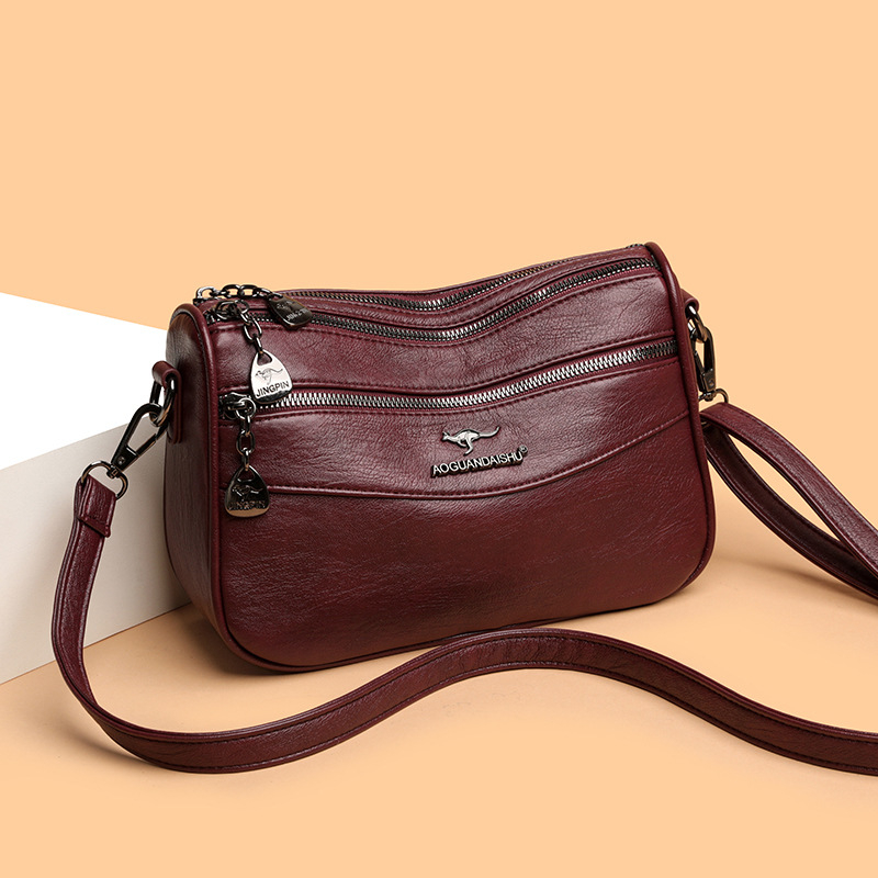 PU ženska crossbody torba, horizontalni kvadratni oblik, otvaranje zatvaračem, poliesterska podstava, unutarnja džep sa zatvaračem