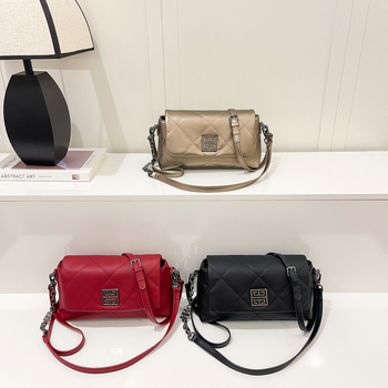 Torba za ramena s dijamantnim prešivanjem, PU materijal, zatvaranje s kapom, unutarnja zip kapsa, jednoručni remen, Zima 2025