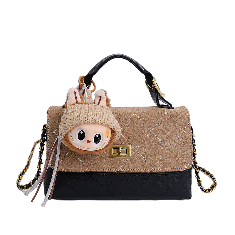 Mala kvadratna PU torba, gradski minimalistički stil, zatvaranje na zip, jedna naramenica, unutarnja pretinac za telefon