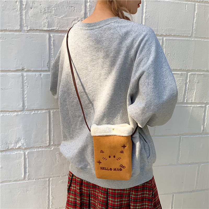 Mala četvrtasta torba za rame, lagana i svestrana magnetskim zatvaračem, platno, podstava poliester, uspravni kvadratni oblik, unutarnji džepovi za telefon i dokumente