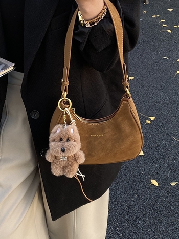 PU materijal crossbody torbica, gradska jednostavnost, horizontalan kvadratnog oblika, zatvarač, poliester podstava, zimska kolekcija 2025