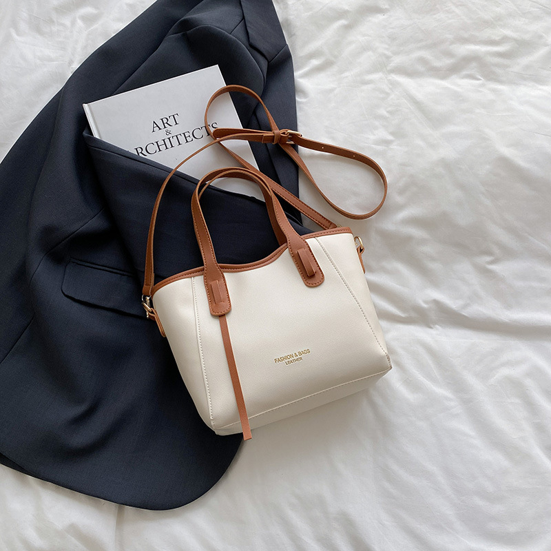 PU crossbody bucket taška, mestský minimalistický štýl, horizontálny štvorcový tvar, zipsové zapínanie, polyesterové vnútro