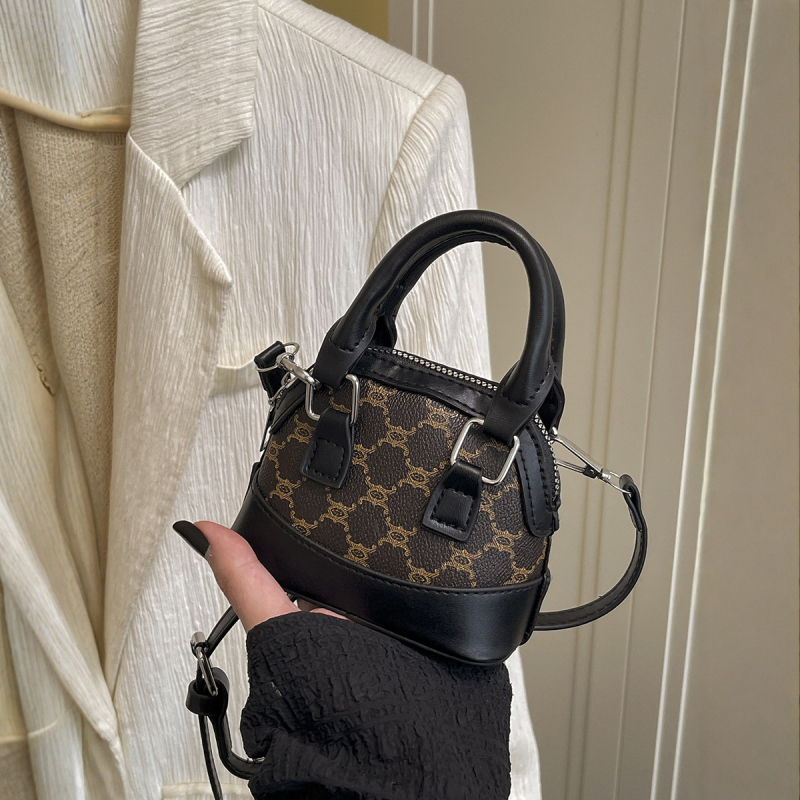 Crossbody torba s urbanim stilom, PU materijal, oblik školjke, zatvaranje na zip, poliester podstava