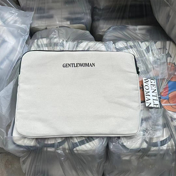 Torba za tablet s motivom slova i medvjedića, najlon, prozračna podstava od poliestera, unisex