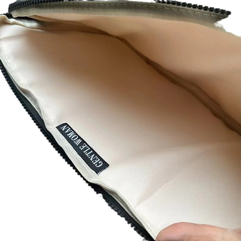 Torba za tablet s motivom slova i medvjedića, najlon, prozračna podstava od poliestera, unisex
