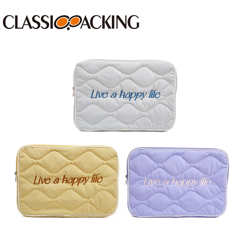 Pielāgota iekšējā soma planšetdatoram aizsardzības vāciņam – elpojoša, ūdensnecaurlaidīga, nodilumizturīga; materiāls pielāgojams; zīmols classicpacking; licencēta privātā zīmolu etiķete