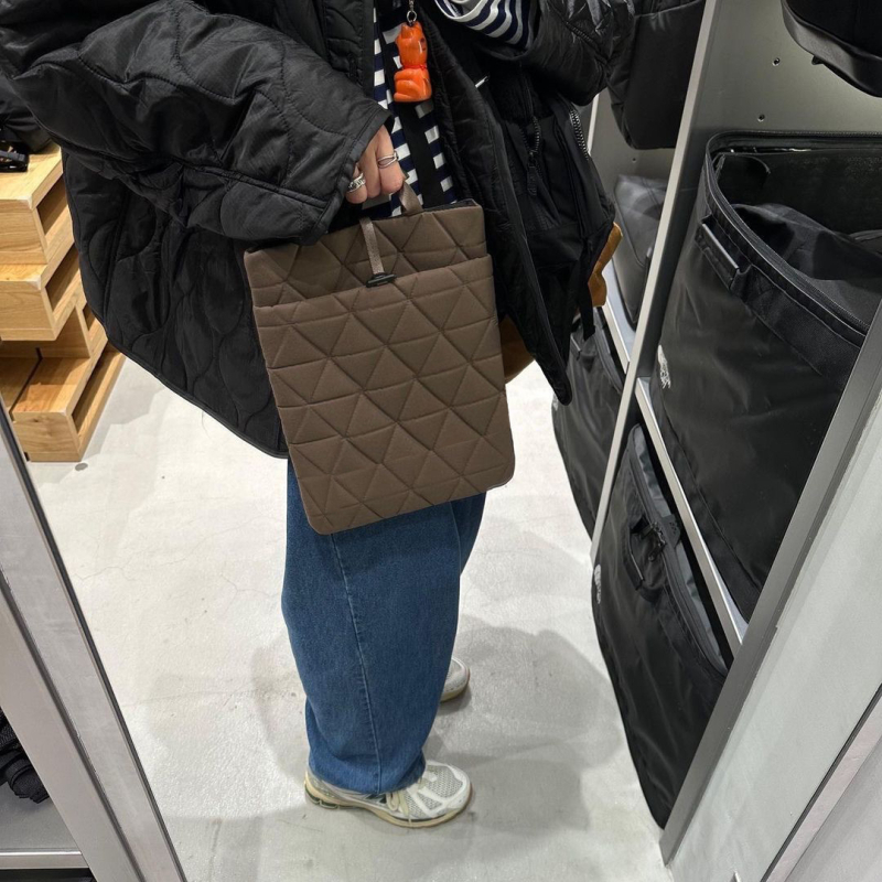 Geantă pentru tabletă cu model romb — ultra-ușoară, rezistentă la uzură, anti-cădere, material din bumbac, unisex, posibilitate etichetare privată