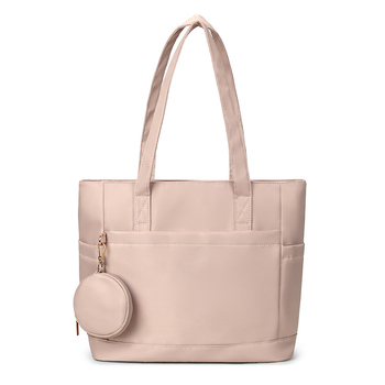 Tote kuprinė nešiojamam kompiuteriui - nailonas, atspari vandeniui ir smūgiams, vidinės kišenės nešiojamam kompiuteriui ir telefonui, užtrauktuko kišenė, poliesterio padas, dviguba pečių juosta