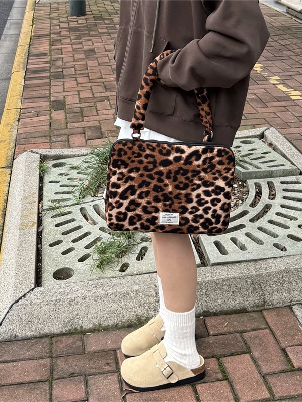 Nylon torba za laptop s leopard printom, brifkas, unutarnja pretinica za bilježnicu, funkcija protiv krađe