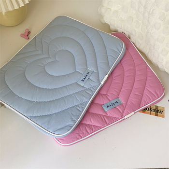 Etui pentru tabletă și laptop – design moale, în formă de inimă (Material: mătase; Căptușeală: poliester; Respirabil; Ultra-ușor; Protecție împotriva șocurilor)