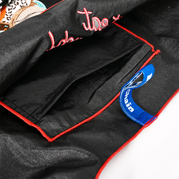 Nylonová taška na nákupy s vyšitém motívom donuts, otváranie šnúrkou, vnútorná zipsová kapsa, anime vzor, vodorovný štvorcový tvar