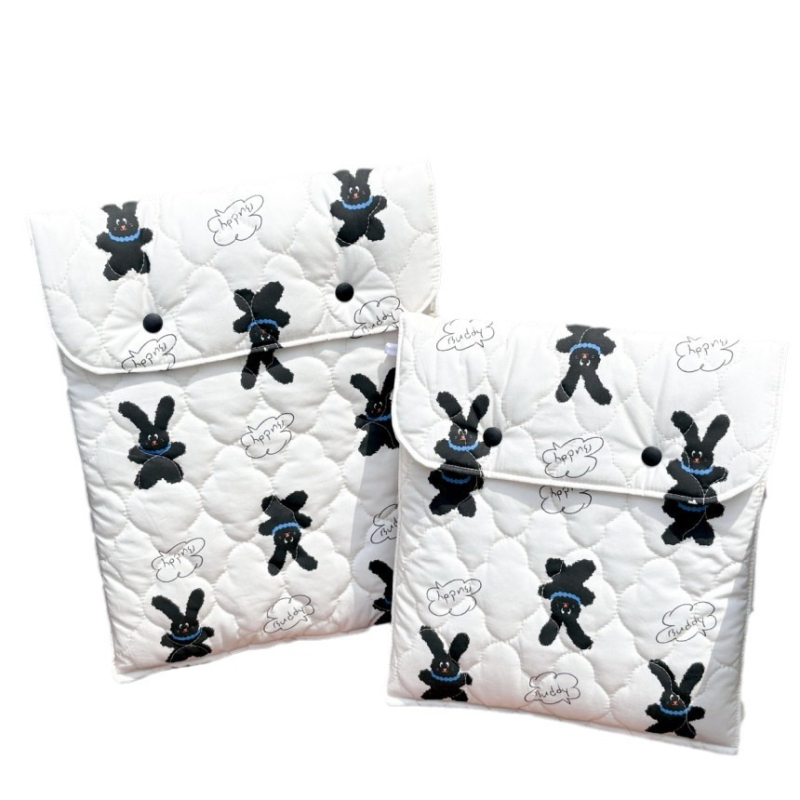 Saint Concubine husă pentru iPad și laptop, model animal cu buline quiltate, exterior din bumbac și căptușeală din bumbac, unisex