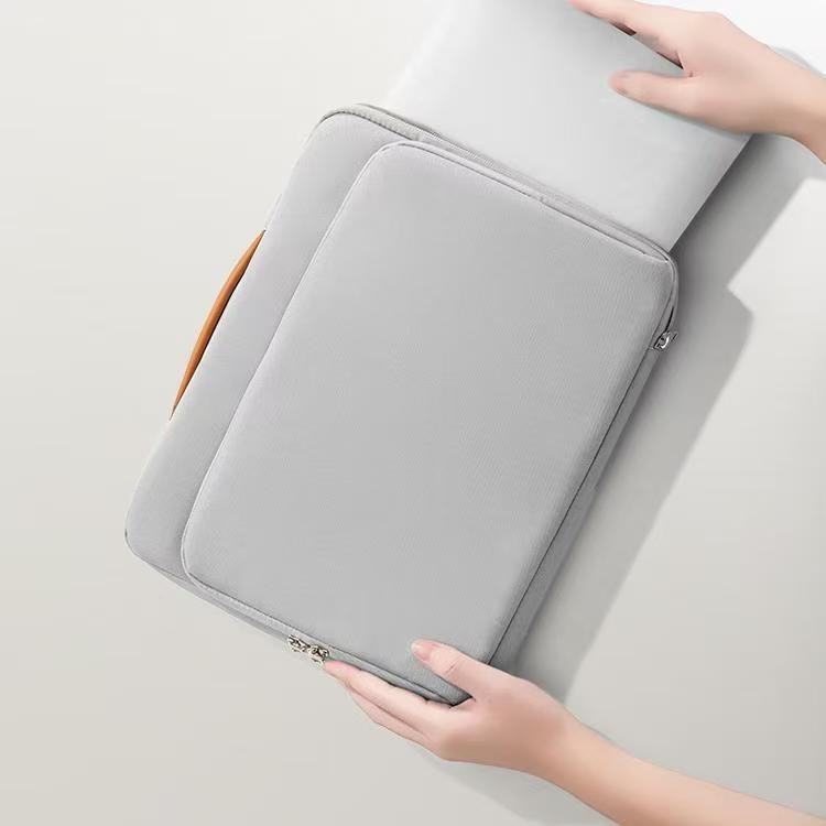 Taška na notebook do kancelárie, nylonový exteriér s polyesterovou podšívkou, jednofarebný vzor, unisex dizajn, vydanie Zima 2024, od Group process