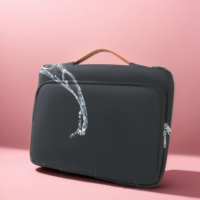 Taška na notebook do kancelárie, nylonový exteriér s polyesterovou podšívkou, jednofarebný vzor, unisex dizajn, vydanie Zima 2024, od Group process