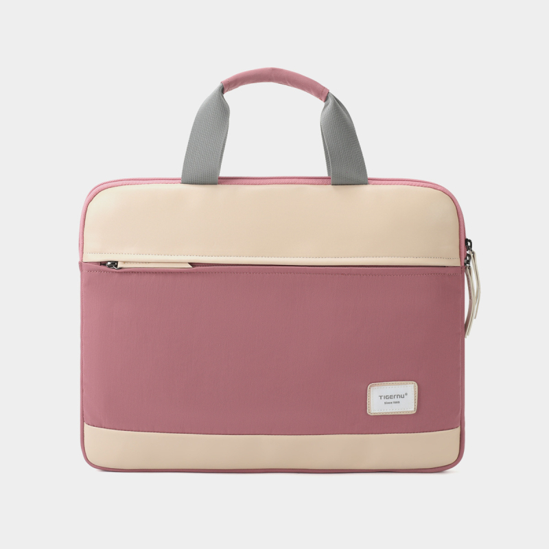 Torba za laptop s prozračnom, vodootpornom, ultra laganom konstrukcijom, otporna na habanje i s unutarnjom zaštitom od udaraca; poliester materijal, jednobojni dizajn