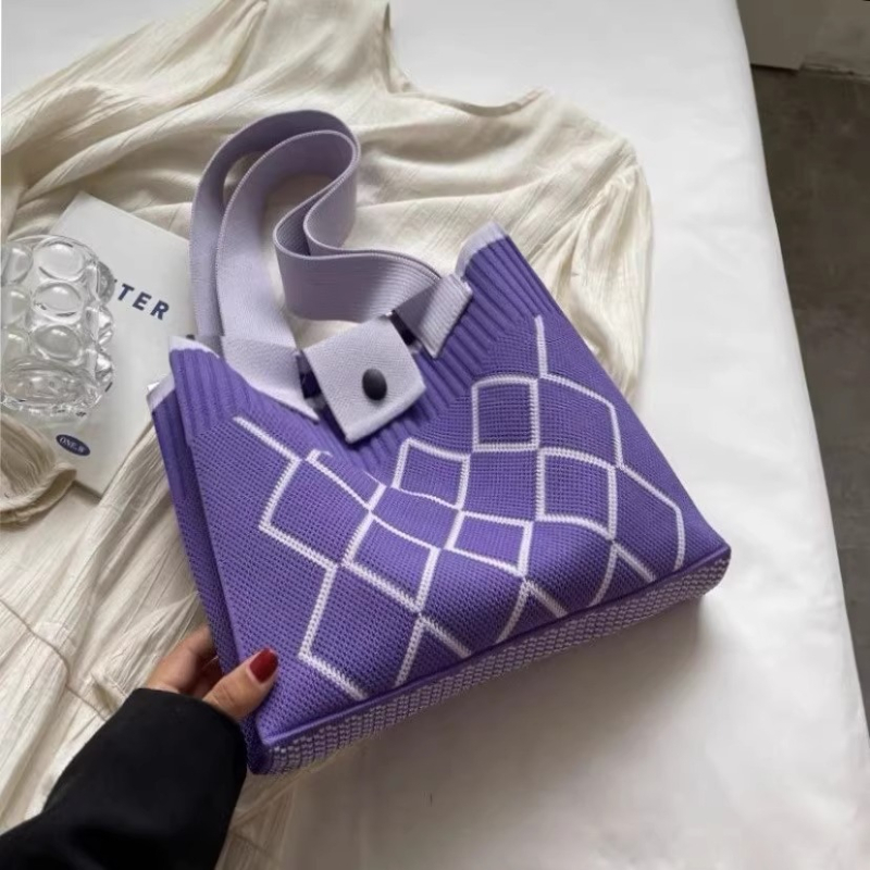 Torba za rame u stilu street fashion, poliester, velika kapaciteta, zatvaranje kopčom, unutarnji džepovi za telefon, ID, prijenosno računalo i kameru, dvostruke naramenice