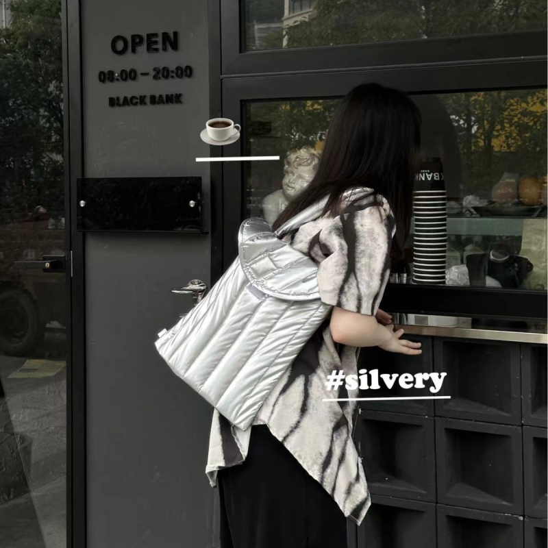 Taška na notebook – vodeodolná a odolná voči otrasom, polyester, zips, mäkká rukoväť, vhodná na služobné cesty